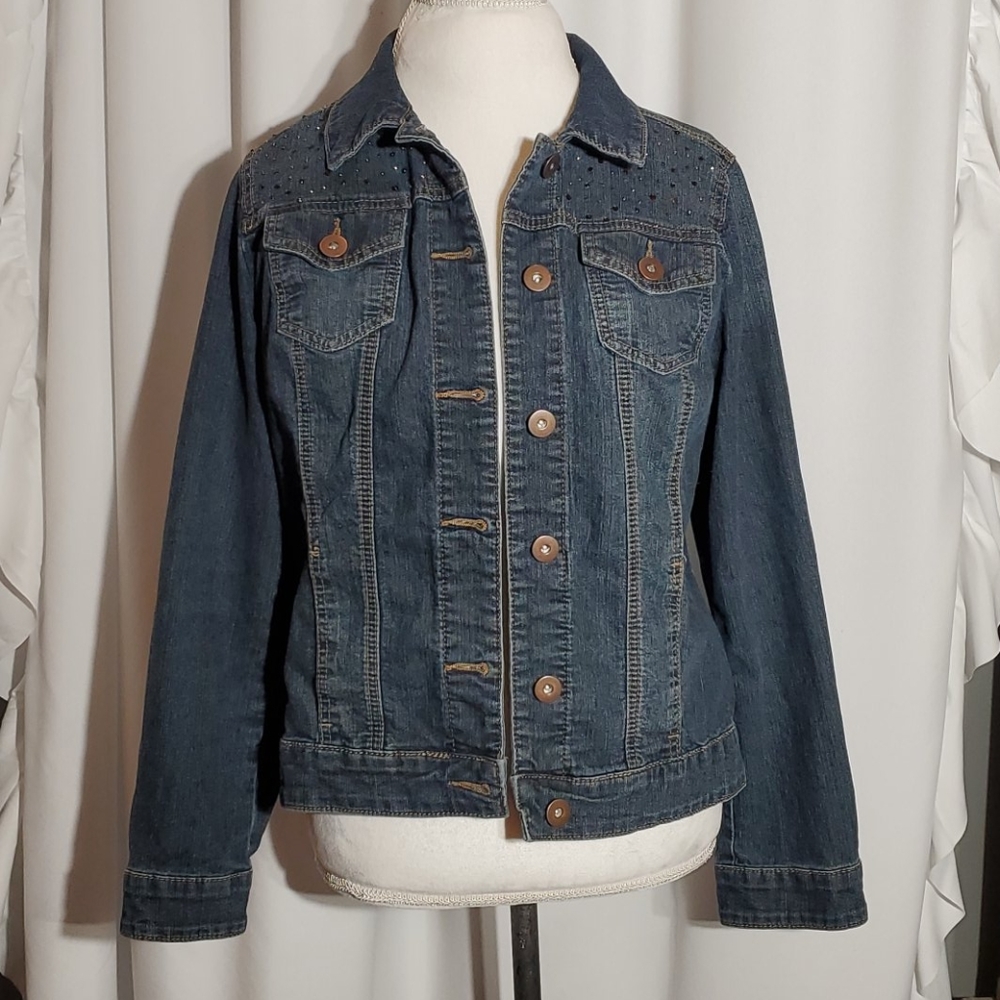 CHRISTOPHER &  BANKS Denim Jean Jacket in a size  Medium